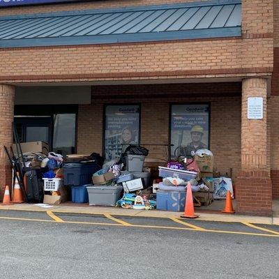 overflow into street at Goodwill, Dawsonville