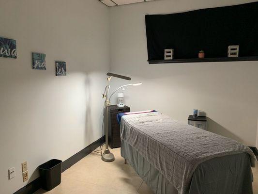 Treatment room.