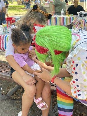 Face painting, clown