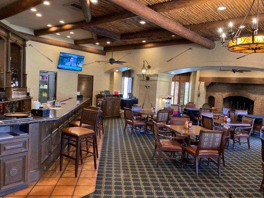 Clubhouse bar & restaurant