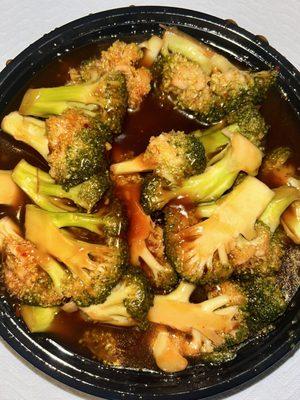 Broccoli in General Tso sauce