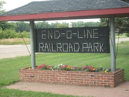 Entrance sign