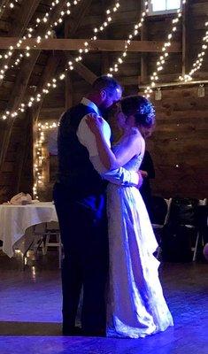 Mr and Mrs Hammerbeck's first dance at The Vintage Garden in Barnesville, MN