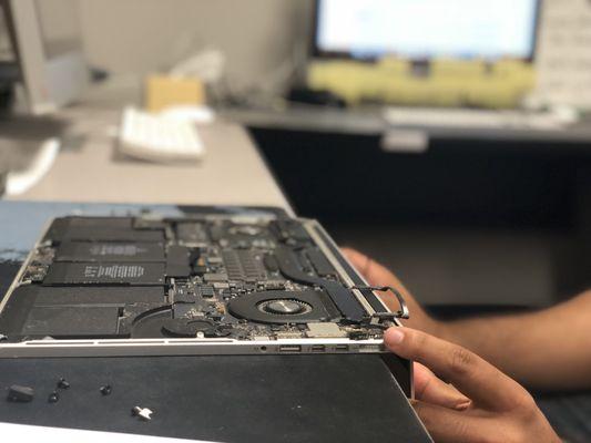 MacBook Pro loud fan fix