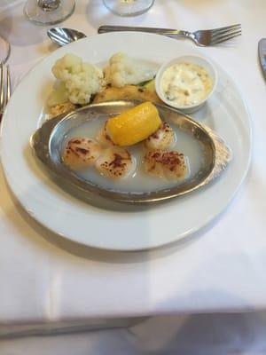 Broiled Scallops