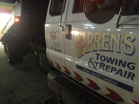 Warren Ronald 24 Hour Wrecker Service