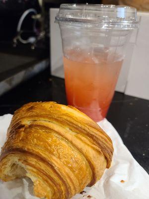 Croissant and watermelon lemonade