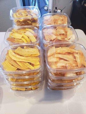 *tostadas de platano (tajaditas) *tostadas de yuca