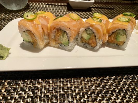 Red Lantern Sushi & Asian Kitchen