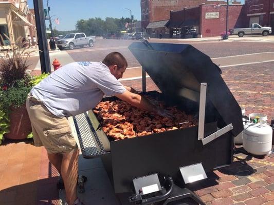 Smoked Wing Wednesday- $.75 Wings!