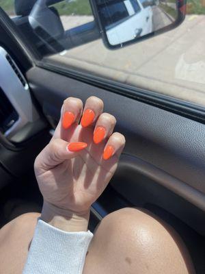 Orange Nails!