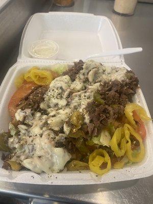 Philly cheesesteak salad