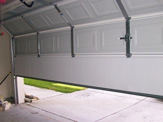 Garage door services Mequon  WI