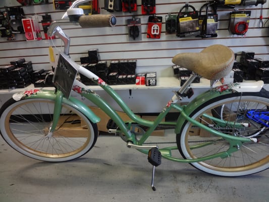 A beach cruiser from Phat.  In stock 9/18/14.