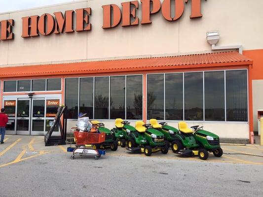 Storefront window tinting for Home Depot