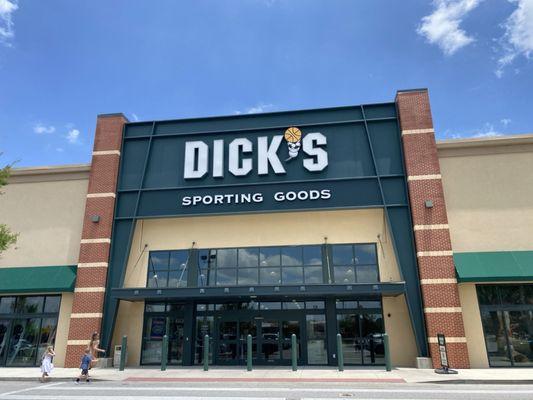 Dick's Sporting Goods