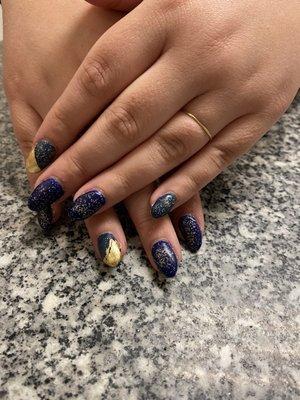 artificial nails and gel polish