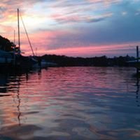 Hamilton Harbour Marina & Boat Works