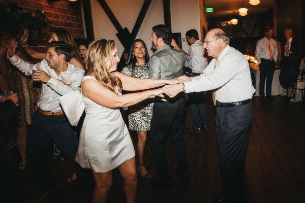 Filling the dance floor with lots of love and smooth moves!

Photography by Yuriy Manchik.