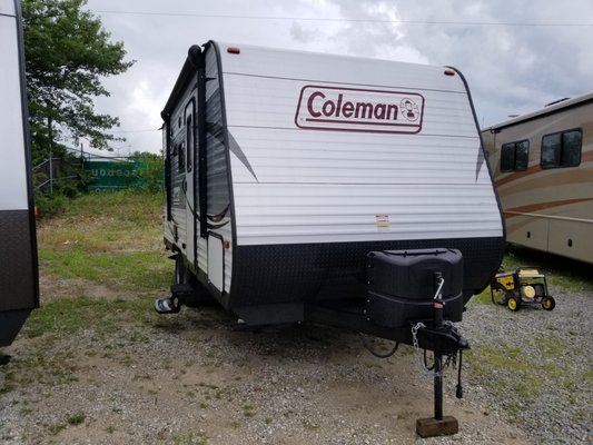 Coleman Lantern 192 RD Sleeps 4-5