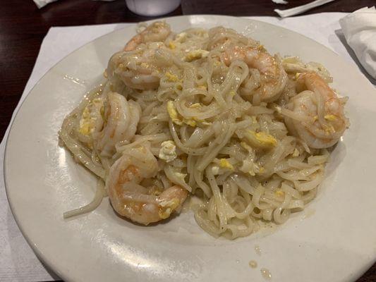 Shrimp pad Thai (no veggies or peanuts or spice haha)