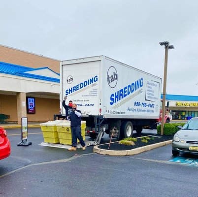 We offer discounted Shred days for tyour business!