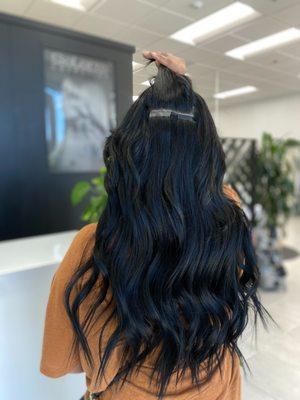 Tape- in extensions