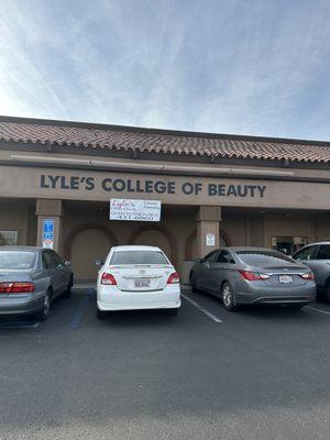 Lyle's Colleges of Beauty