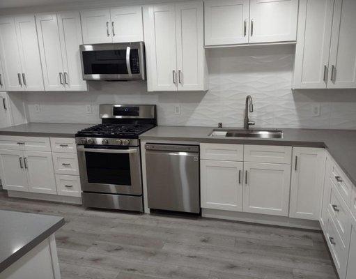 Kitchen after cleaning service