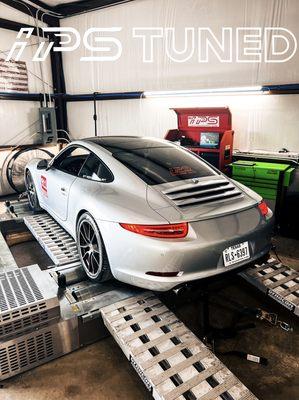 Shop Porsche 911 on the dyno