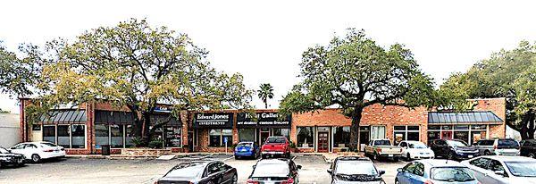 Olmos Park Village Shopping Center