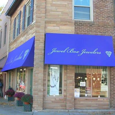 Since 1973 Zionsville's Oldest Jewelry Store