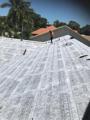 Roofers in Wellington, Pinewood roofing company, Top rated highly recommended roofers in Florida