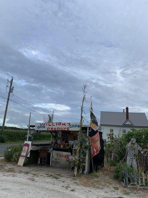 Williams Homegrown Produce Farmstand