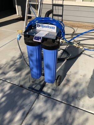 Spot-Free Solar Panel Cleaning with Deionized Water System