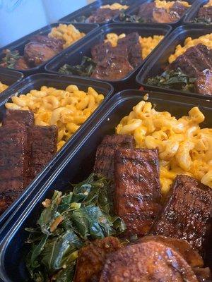 VEGAN!!!   BBQ TEMPEH , GREENS AND VEGAN MAC N CHEESE