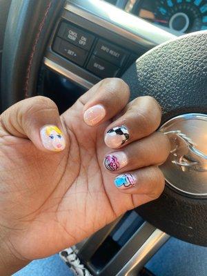 Alice in Wonderland inspired manicure