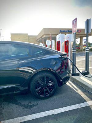 Charging stations/charging vehicle