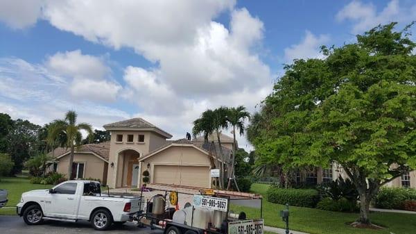 We are pressure cleaning a roof in Boca Raton. Give us a call today to schedule.

www.tpopressurecleaningbocaraton.com 

561-985-5057