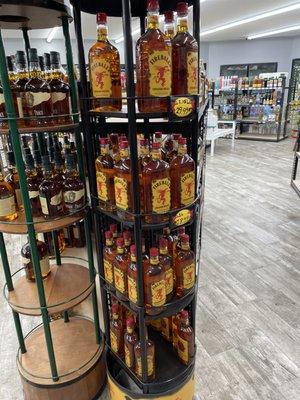 SD Liquor & Tobacco Outlet