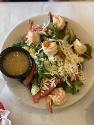 Metate Salad Mix with Grilled Shrimp