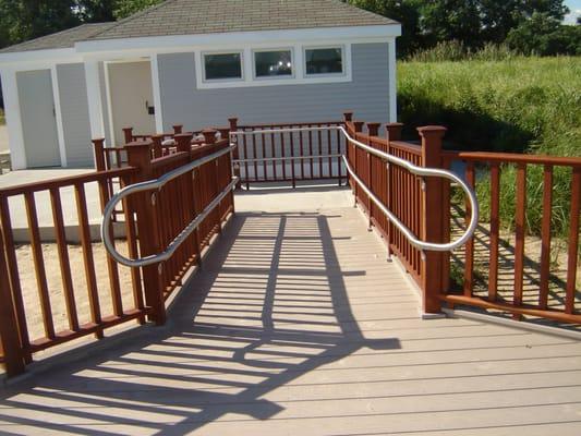 Aluminum handicap railing