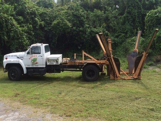 tree moving machine