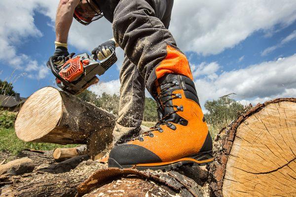 The Protector Prime features ankle and arch support, waterproof GORE-TEX lining, a steel safety toe, and ASTM F 2413-2011 certification.