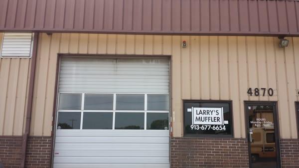 Single garage bay larry operates from. This is the new Overland Park location.