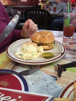 Bacon cheeseburger with potato salad