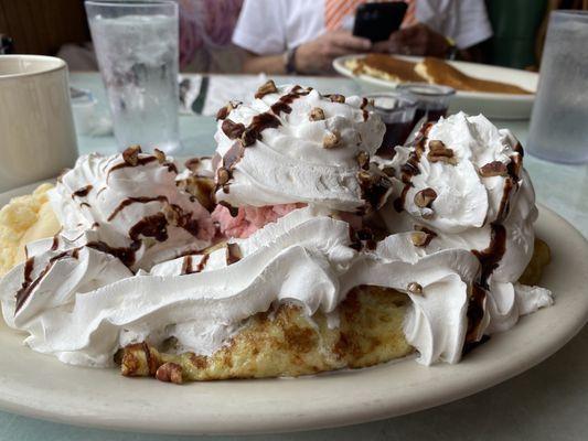 Banana Split Crepes