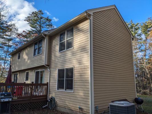 Steve previously fixed the 1st floor siding here, and blended it in very well!