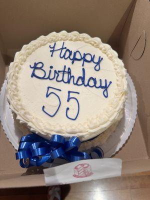 How does this pass as a professionally decorated cake? Look at the 55