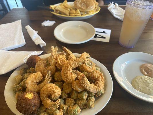 Shrimp platter/okra, fish burger/fries, Arnold Palmer. Lol